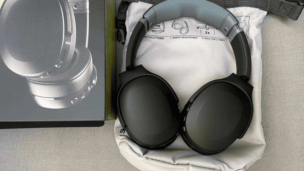 features of skullcandy crusher evo