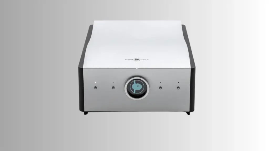 Mola Mola Tambaqui DAC and headphone amplifier combo with balanced outputs designed for high-end digital audio playback