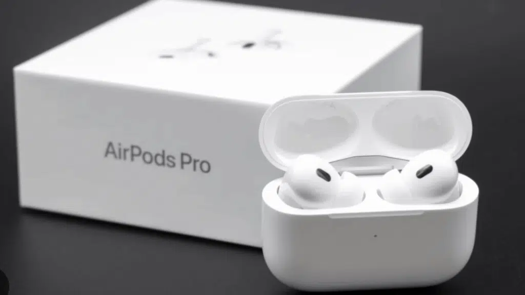 airpod pro 3 image with the box and case