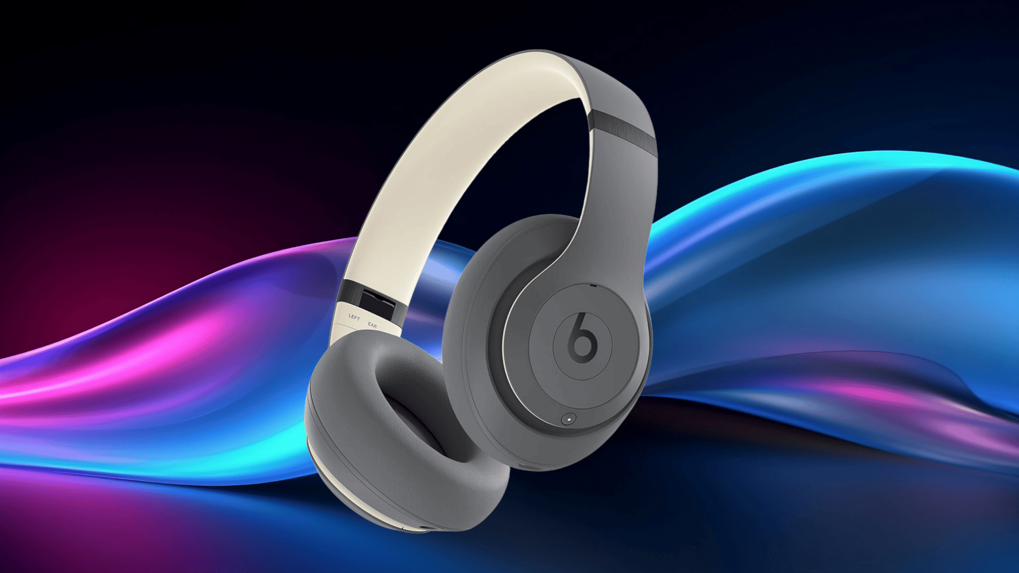 beats Studio Pro with background