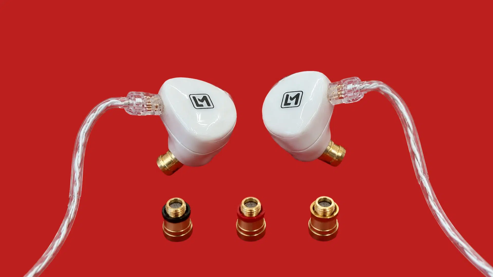 simgot ea500lm wired earphones with three different nozzle option red ring black ring and brass ring for different functions and sound quality